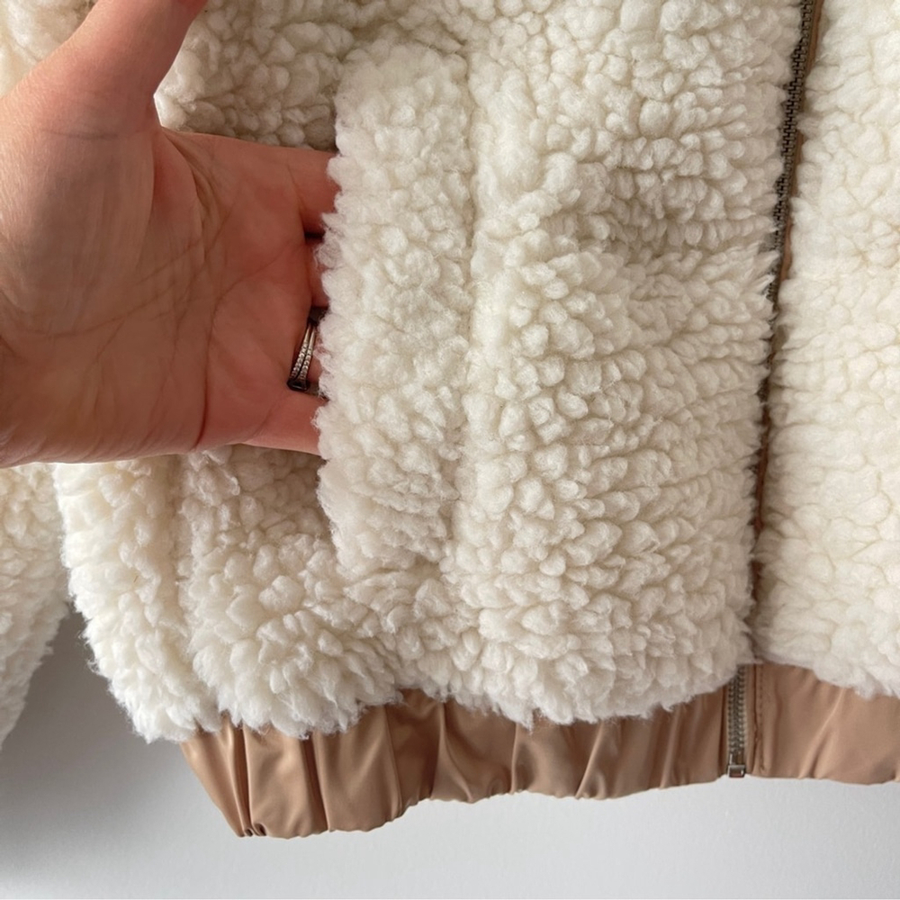 Abercrombie & Fitch Cream and Tan Sherpa Puffer Jacket mini XS ultra collection - Picture 8 of 11